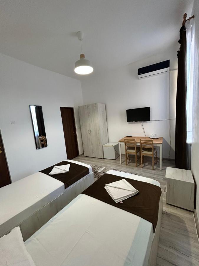 Hotel Continental City Center Яссы Экстерьер фото